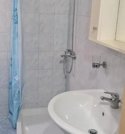 Agathi Apartment's דירה Vlorë